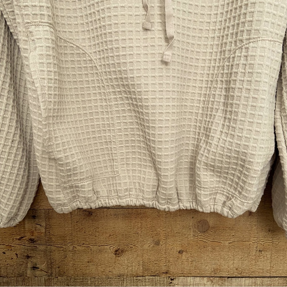 Pullover Waffle Textured, Pretty Neckline, Pockets in Front - Picture 6 of 10